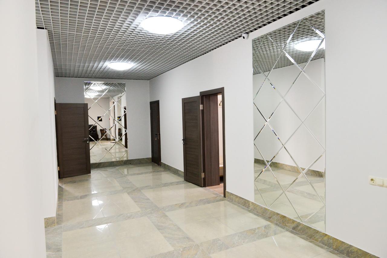 Grad Hotel Asmjani Kültér fotó